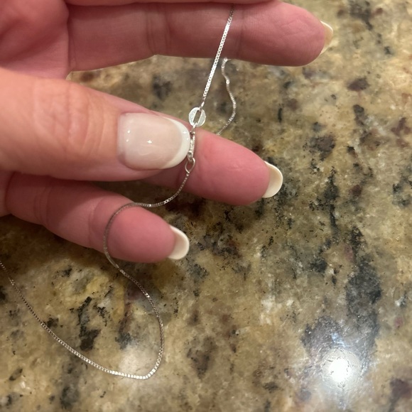 Genuine, pearl and diamond drop pendant with sterling silver box chain - Picture 9 of 11